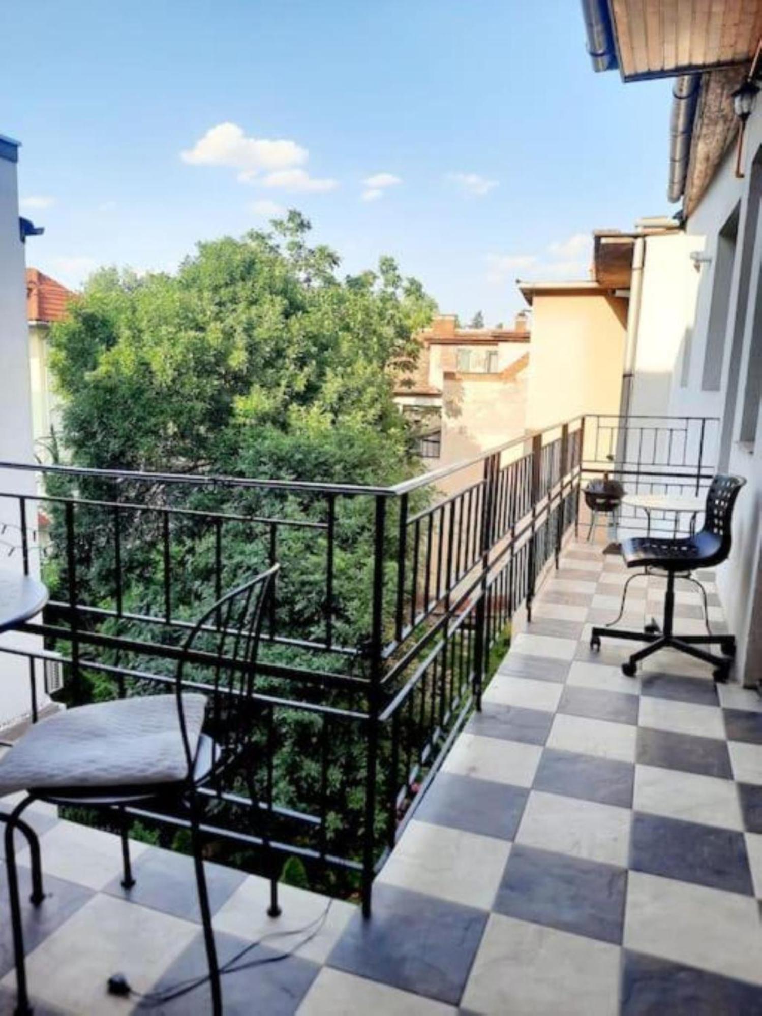 One Bedroom By The Park Old Town Belle Vue Timisoara Exterior photo