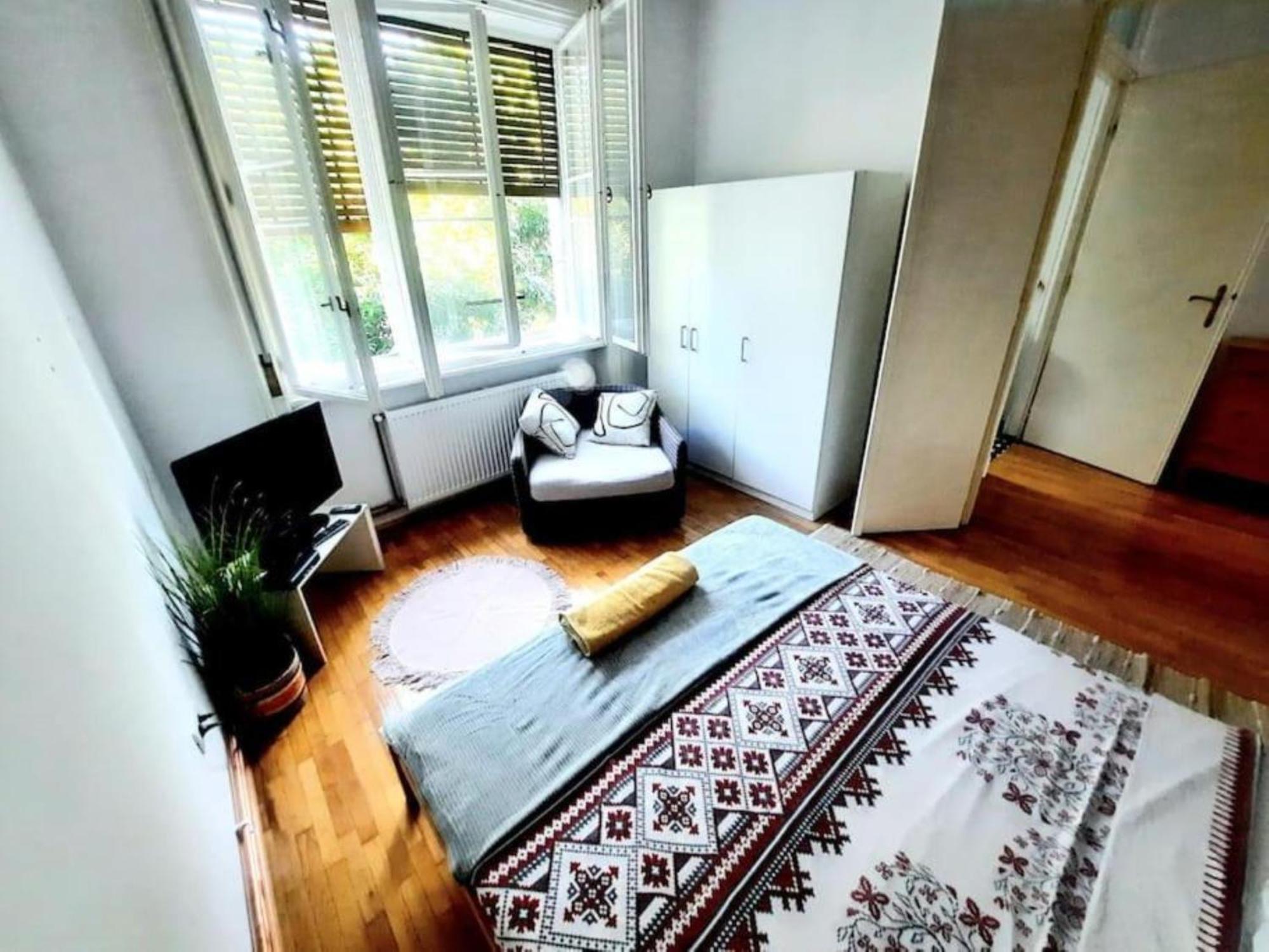 One Bedroom By The Park Old Town Belle Vue Timisoara Exterior photo